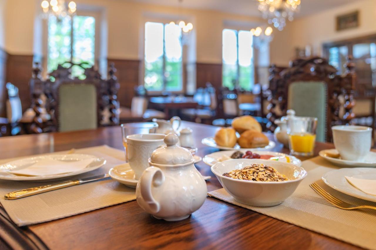 Romantisches Hotel Zur Post برودنباخ المظهر الخارجي الصورة